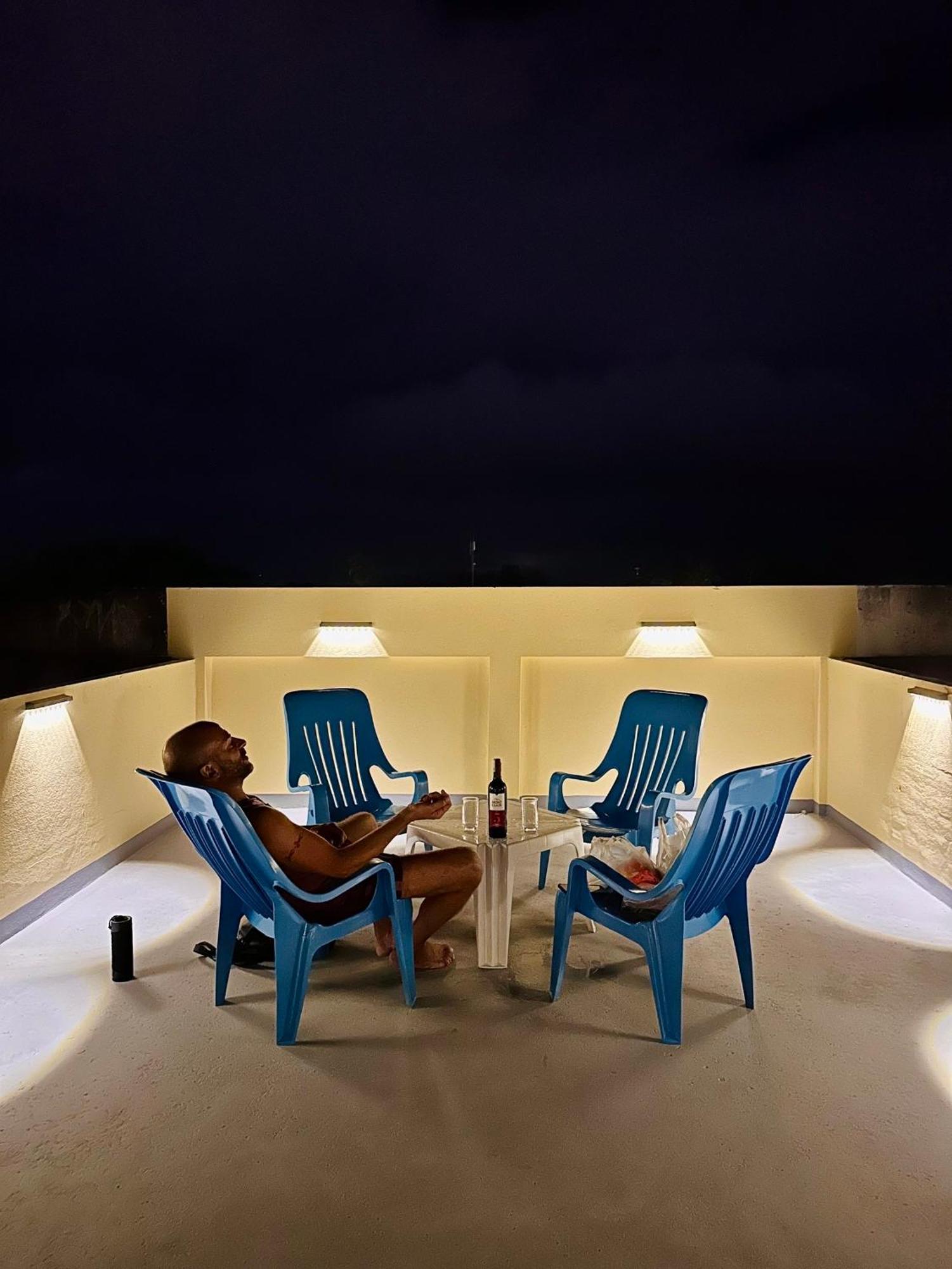 Prachan Hostel Thong Sala Eksteriør bilde